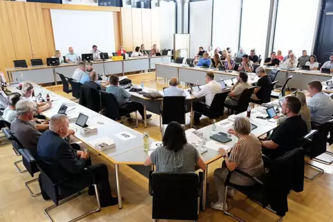 Der Zweibrücker Stadtrat, hier bei der ersten Sitzung nach der Kommunalwahl im Sommer 2024.