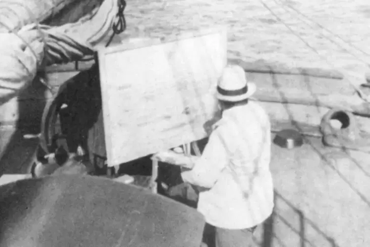 Eduard Fuchs fotografierte den tief in seine Arbeit versunkenen pf&auml;lzischen Malerf&uuml;rsten: Max Slevogt vor seiner Staffelei auf d