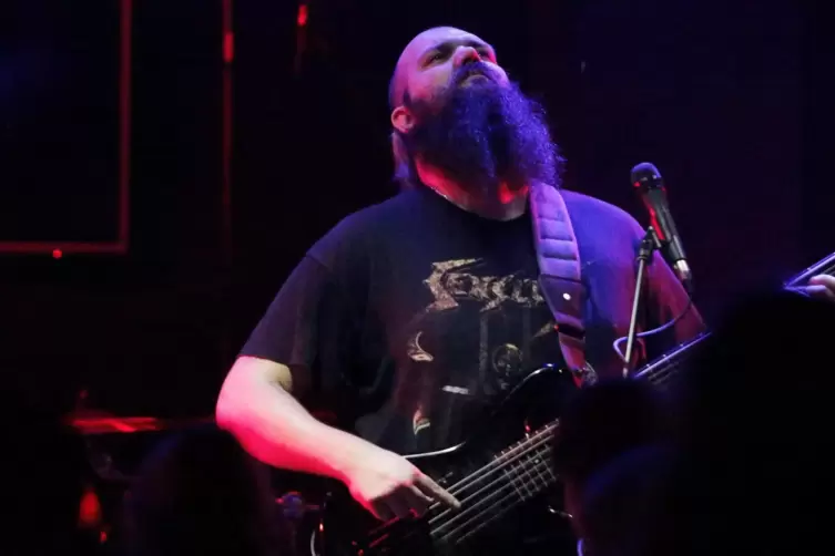 Spielt in der Kammgarn auch mal Punk auf der Mandoline: Nicolas Perrault aus Zweibrücken, hier bei einem früheren Auftritt. 