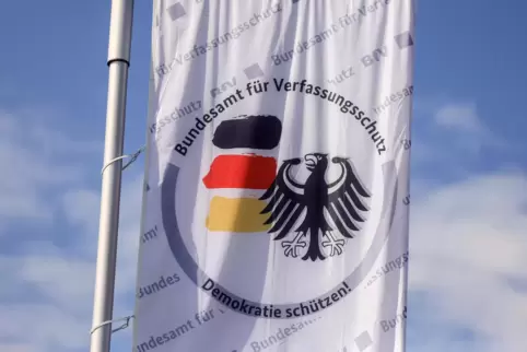 Vor gut einer Woche wurde öffentlich, dass der Verfassungsschutz die Bundes-AfD als gesichert rechtsextrem einschätzt. 