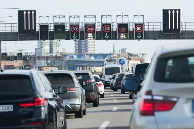 Vertreter der Autoindustrie begrüßen die Entscheidung des Europaparlaments. Vertreter der Autoindustrie begrüßen die Entscheidung des Europaparlaments.
