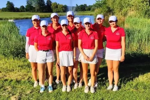 Die Damen des Ersten Golfclubs Westpfalz beim ersten Zweitliga-Spieltag: (von links): Xin Yuan Gao, Marie Martin, Sabine Merdian