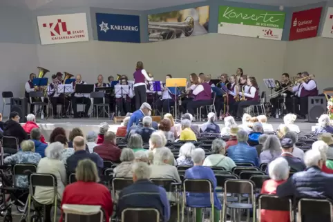 Der Musikverein 1825 Donnersberg aus Steinbach überzeugte zum Auftakt der diesjährigen Volksparkkonzerte mit einer großen Bandbr
