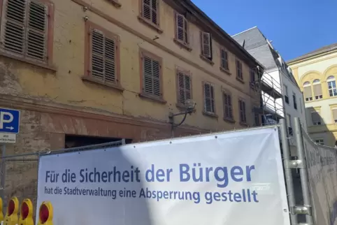 Seit über einem Monat hängen die ersten Banner an Bauruinen in Landau. Sie haben eine Debatte ausgelöst – und damit ihren Zweck 