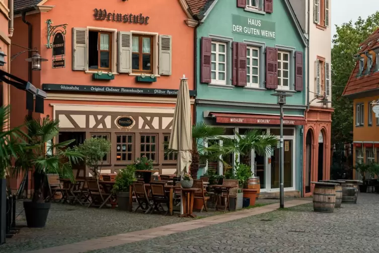 Zum Abschluss: Einkehren am R&ouml;merplatz.