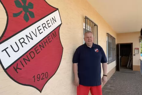 Gerald Knechtel, erster Vorstand des TV Kindenheim, kündigt für das Festwochenende „eine ganz besondere Video-Botschaft aus Ital