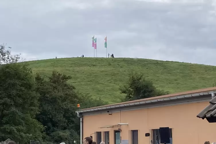 Blick auf die Altdeponie auf dem k&uuml;nftigen Landesgartenschau-Gel&auml;nde in Neustadt. 