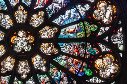 Aufbruch in neue Zeiten: das Missionsfenster der Gedächtniskirche in Speyer.