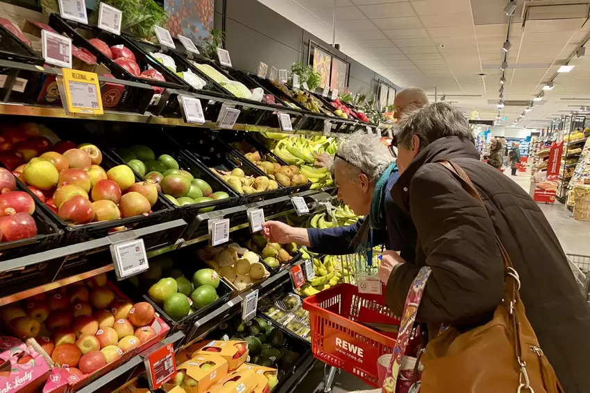 Die entsprechenden Barcodes finden sich auch auf den Preisschildern.