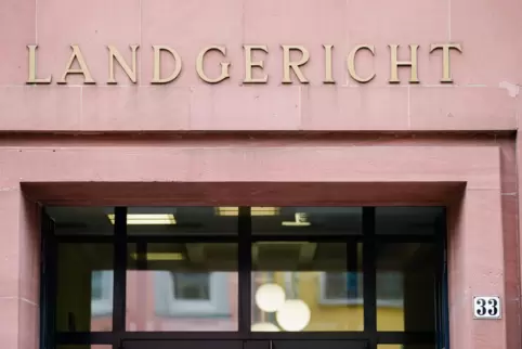 Der Missbrauchsprozess vor dem Landgericht Frankenthal hatte Mitte März begonnen.