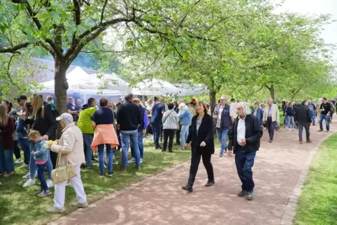 Im Rosengarten ging es sehr gesellig zu.