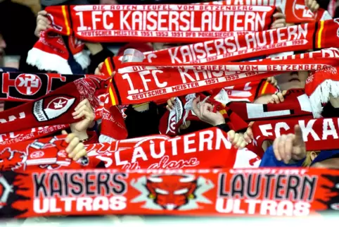 FCK-Fans leiden – und sind leidenschaftlich.