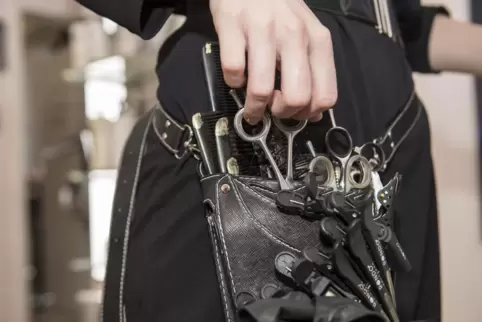 Stark betroffene Branche: Friseurhandwerk. 