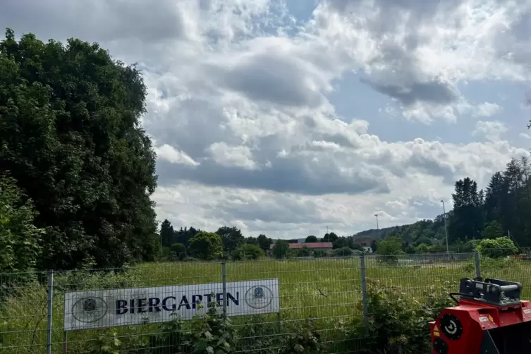 Hier, neben dem Vereinsgel&auml;nde der VBZ soll der Parcours f&uuml;r Skater und Radfahrer entstehen. 