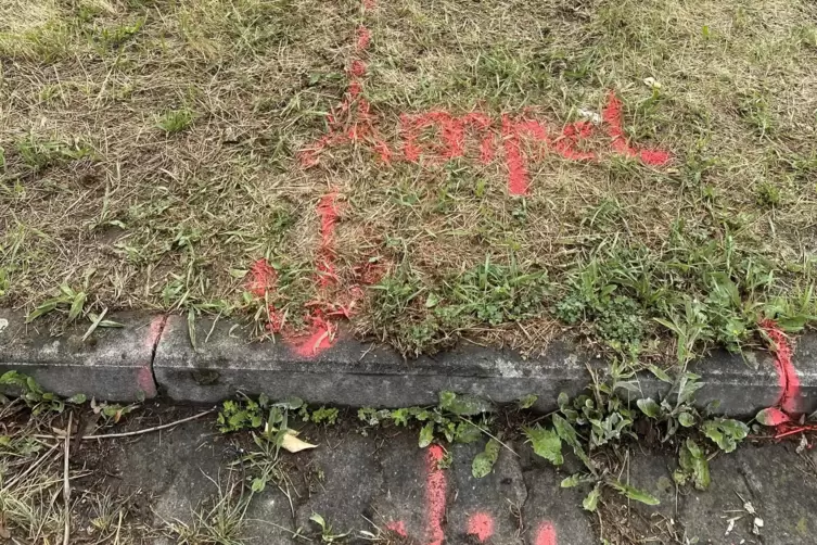 Markiert: Hier kommt einer der Ampelmasten hin. 