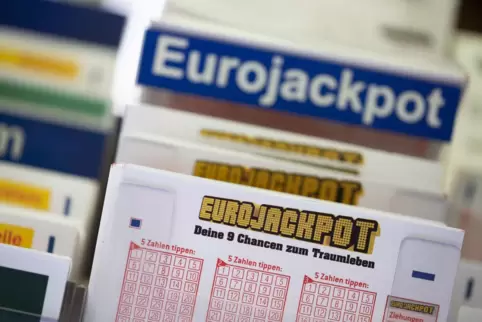 Aus einem Einsatz von 9,25 Euro in der Lotterie „Eurojackpot“ machte ein Mann aus dem Landkreis Kaiserslautern vergangene Woche 
