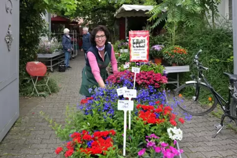 Muss ihren Dorfmarkt in der Ludwigstraße in Waldsee schließen: Elke Nieser. 