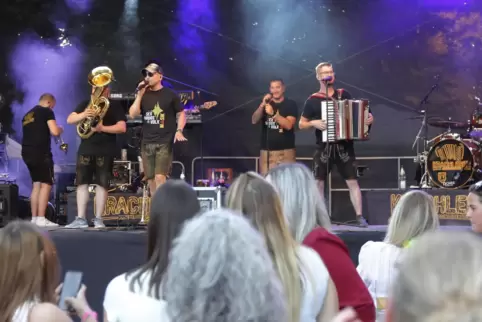 Auf drei Bühnen soll dem Publikum beim Seefest musikalisch einiges geboten werden.
