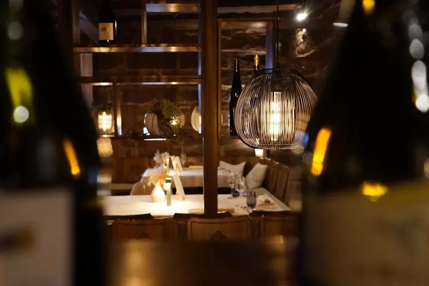 So sieht es im Restaurant von »Schockes Küche« im Laurentiushof in Birkweiler aus.
