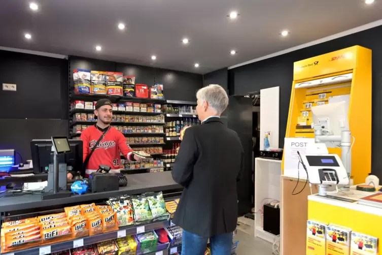 Bild aus besseren Tagen: Zeitweilig herrschte im Kiosk mit dem angeschlossenen Postshop viel Betrieb. 