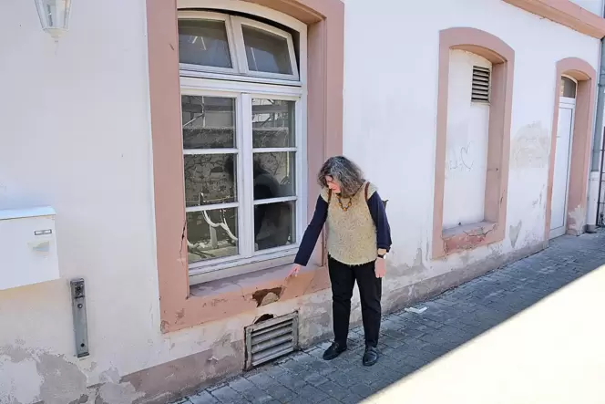 Ingeborg Oberkircher wies zuletzt Mitte April auf Schäden am und im Haus hin.