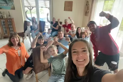 Sabrina Paul und Familie beim Finale der „Küchenschlacht“. 