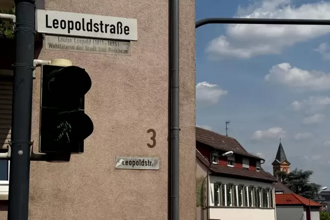 Nur eine Frau: Nach Louise Leopold ist eine Straße in der Innenstadt benannt. Weil der Vorname fehlt, ist das nicht direkt ersic Nur eine Frau: Nach Louise Leopold ist eine Straße in der Innenstadt benannt. Weil der Vorname fehlt, ist das nicht direkt ersic