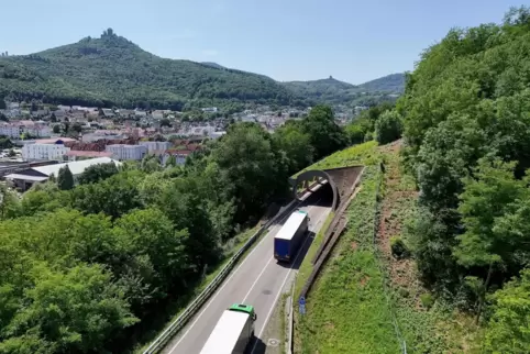 In Annweiler ein zweiter B10-Tunnel – wer soll das bezahlen?