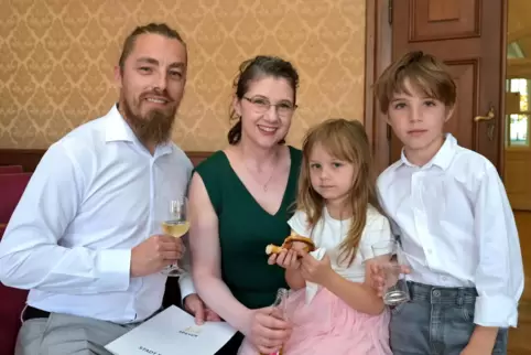 Aus Rumänien gekommen: Brigitta Csegedi-German und Szaboles Csegedi. Ihre Kinder sind in Speyer geboren. 