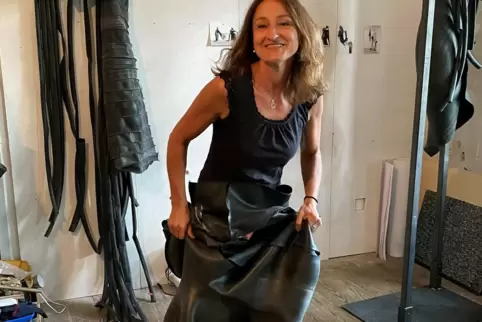 Die Künstlerin in ihrem Element: Fritzi Haußmann. Die Künstlerin in ihrem Element: Fritzi Haußmann.
