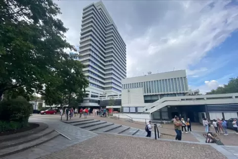 Auch im Rathaus lässt sich die Finanzsituation der Stadt nicht mehr schönrechnen. 