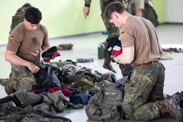 Socken, T-Shirts &ndash; alles muss von Fusseln befreit werden. 