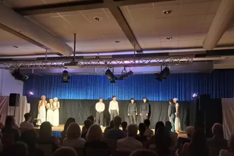 Beim Schultheater wurde Arthur Millers „Hexenjagd“ aufgeführt. 