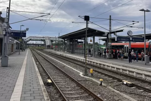 Der Bahnhof Wörth. 