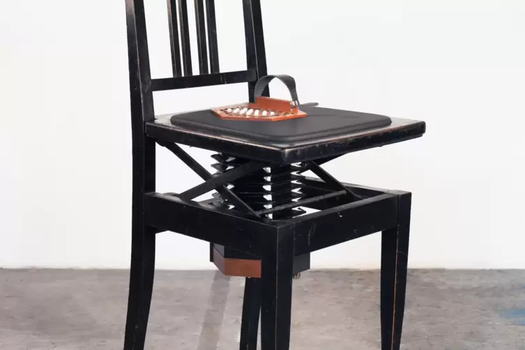 M&ouml;bel machen Musik: &bdquo;Piano Chair&ldquo;.