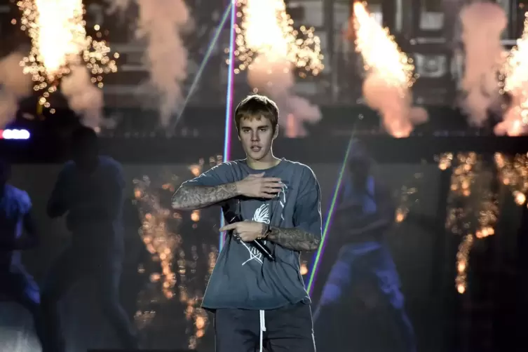 Justin Bieber 2026 auf einem Konzert in Krakau.