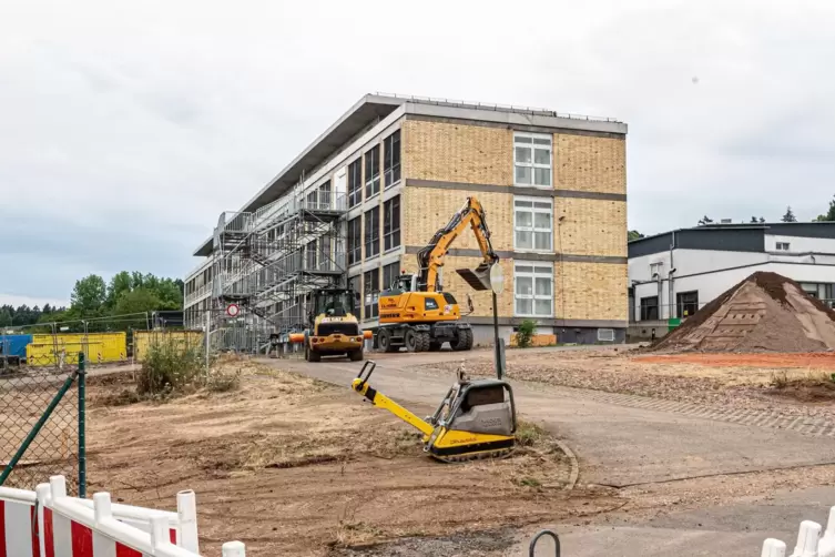 Der Standort Kirchheimbolanden erh&auml;lt derzeit in einem ersten Bauabschnitt einen Erweiterungsbau. 