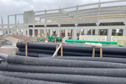 Die neue Kühlhalle hat eine Fläche von 17.500 Quadratmeter.