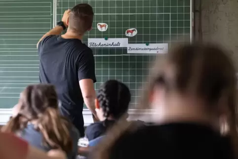 Die offenen Stellen sollen zügig neu besetzt werden – das heißt allerdings nicht, dass der Lehrermangel dann Geschichte sein wir