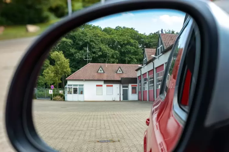 N&auml;chstes Sommerquiz: Welches Geb&auml;ude ist im R&uuml;ckspiegel zu sehen und wo ist es? 