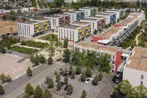 Quartier des Clos: schon abgeschlossener Bereich der Stadterneuerung in Chartres. 