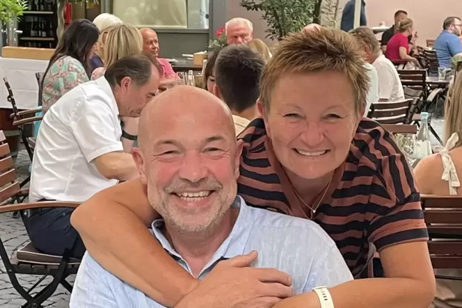 Sehen sich für den Ruhestand gut gewappnet: Berthold Willy und Renate Sattel. Sehen sich für den Ruhestand gut gewappnet: Berthold Willy und Renate Sattel.