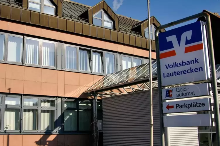 ... und Lauterecken derzeit keine Notwendigkeit f&uuml;r eine Fusion mit der Volksbank Kaiserslautern. Deren Verantwortliche hatten i