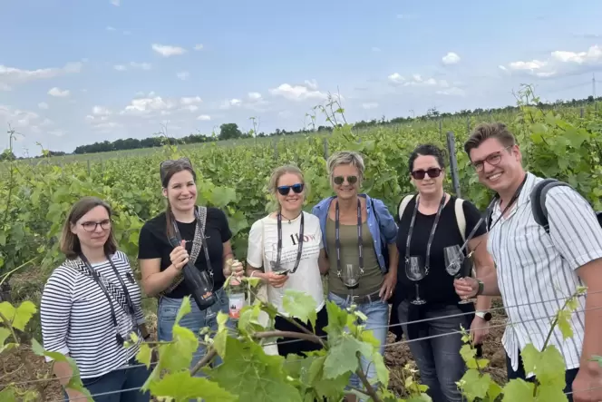 Michaela Wenz, Simone Trieb, Celina Baumann, Monika Ellinger und Elke Wehr (von links) von der TKS begaben sich mit Frohnatouren