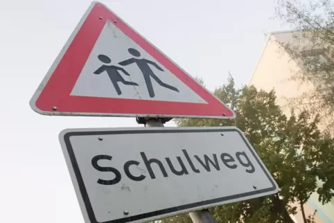 Schulweg: Gerade zum Schuljahresbeginn ist besondere Vorsicht erforderlich. 