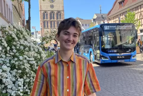 Aus der einstigen bayerischen Provinzhauptstadt Speyer in die richtige Landeshauptstadt: Smilla Hell. 