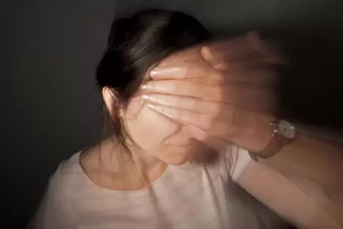 Zur neuen Selbsthilfegruppe sind Migräne-Betroffene aus der gesamten Westpfalz eingeladen. 