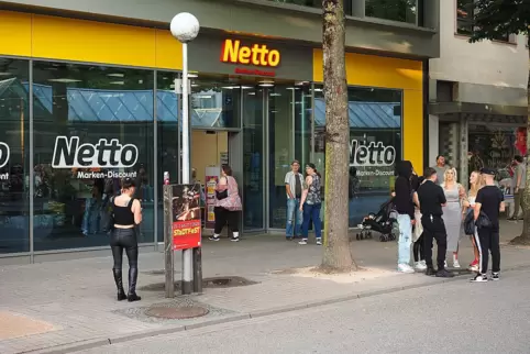 Mit dem Umbau folgt die innerstädtische Filiale dem Beispiel der beiden anderen Zweibrücker Netto-Filialen in der Canadasiedlung Mit dem Umbau folgt die innerstädtische Filiale dem Beispiel der beiden anderen Zweibrücker Netto-Filialen in der Canadasiedlung