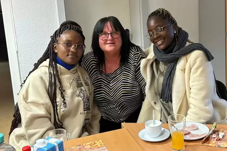 Willkommen inSpeyer: Begr&uuml;&szlig;ung durch Pflegedienstleiterin Petra Robl. 