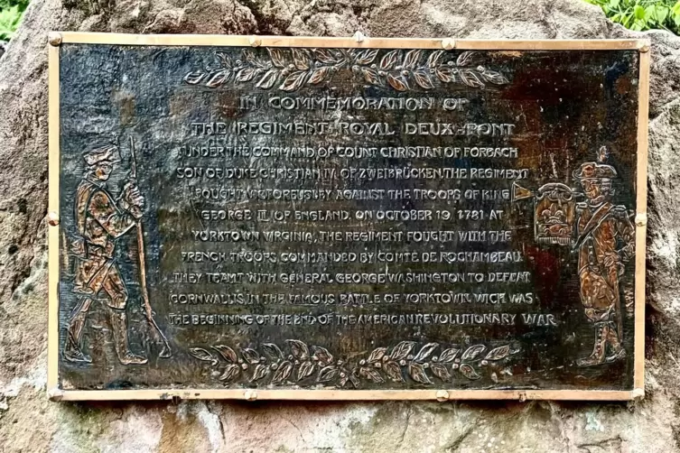 Im Mai 1993 wurde im Rosengarten die Tafel zur Erinnerung an das amerikanische Milit&auml;r in Zweibr&uuml;cken &uuml;bereignet. 
